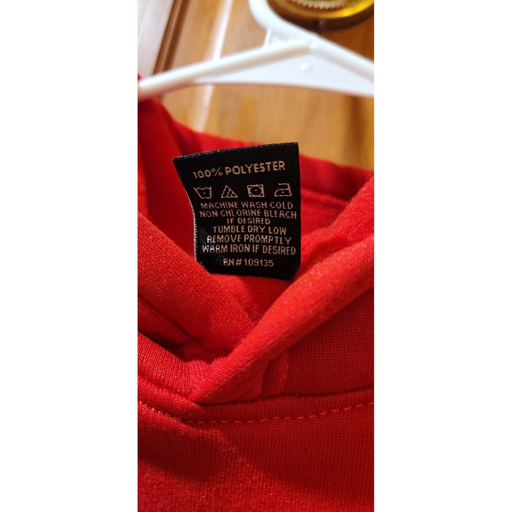 NBA Worldwide Kids Red Fleece Graphic Hoodie Sweatshirt Size M 10-12 Logo Pocket - Picture 5 of 7
